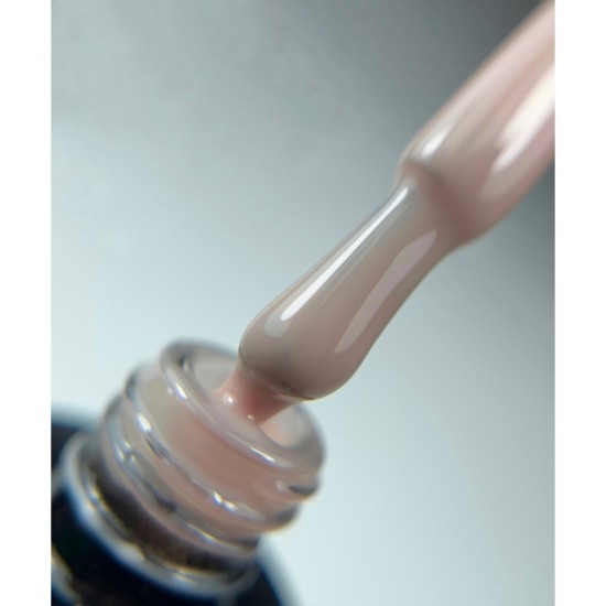 Rubber Base Tan 31 15ML